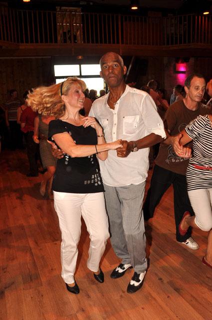 min 2011 09 04 station danse 095